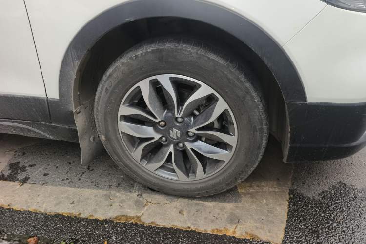 Used Suzuki Vitara S-Cross 2017 1.6L CVT Two-Wheel Drive Urban Fashion Model Exterior 7