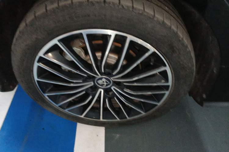 Used BYD Han 2020 EV Long-Range Luxury Model
