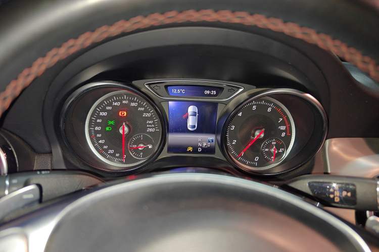 Used Mercedes-Benz CLA 2017 Refreshed CLA 220 4MATIC
