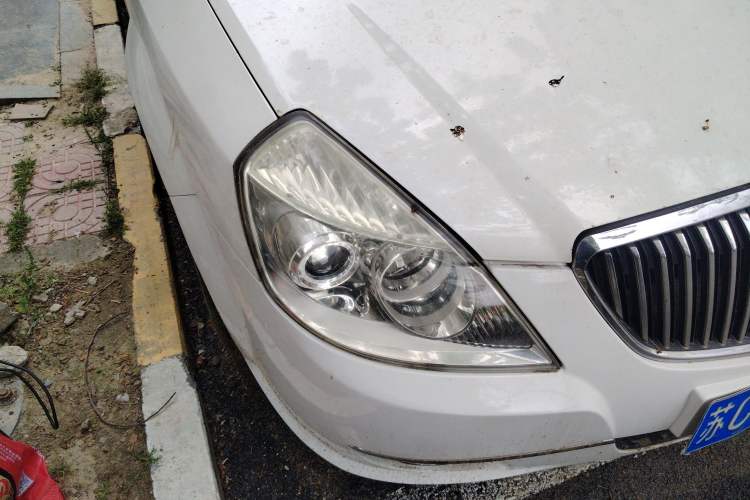 Used Buick Excelle 2011 1.6LX-AT Right Front Headlight
