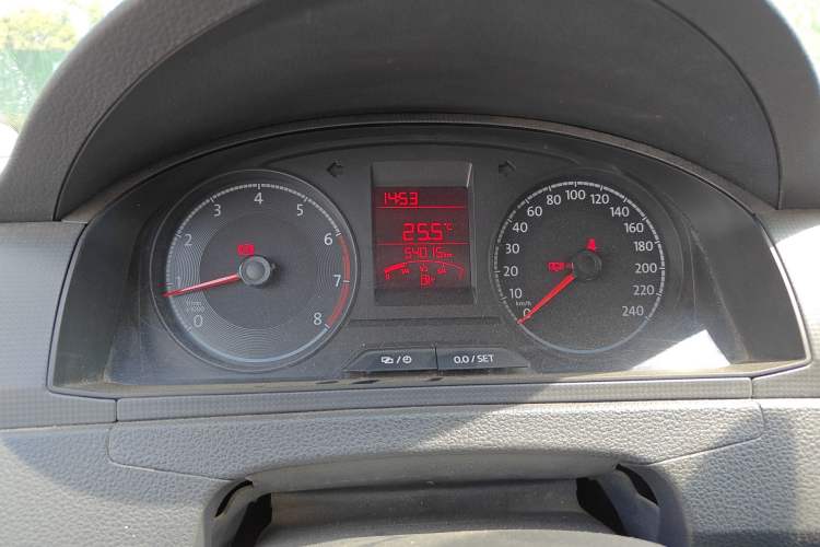 Used Volkswagen Santana 2019 1.5L Manual Fashion Edition China VI Standard Instrument Cluster
