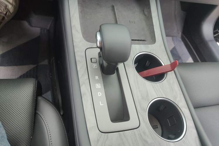 Used Nissan Teana 2026 Model Harmony Cockpit 2.0L Smart Ultra-Comfort Edition
