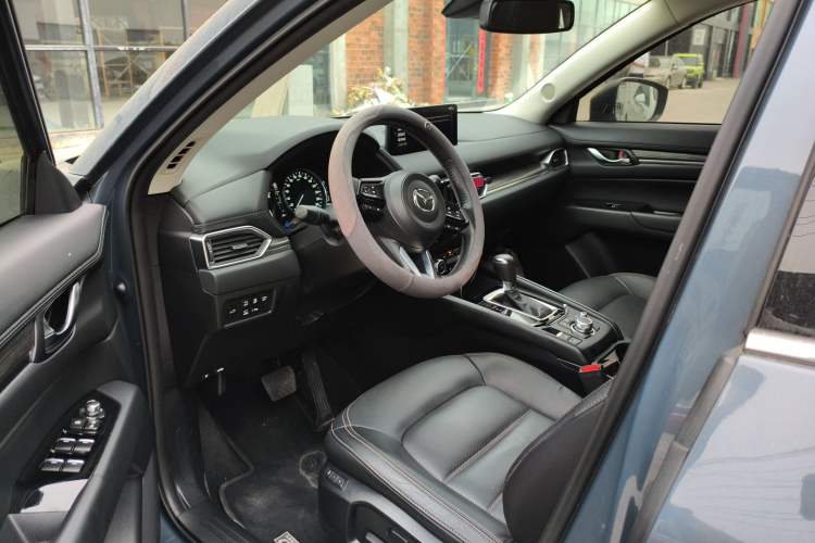 Used Mazda CX-5 2024 2.0L Automatic Two-Wheel Drive Zhiya Pro Driver Seat