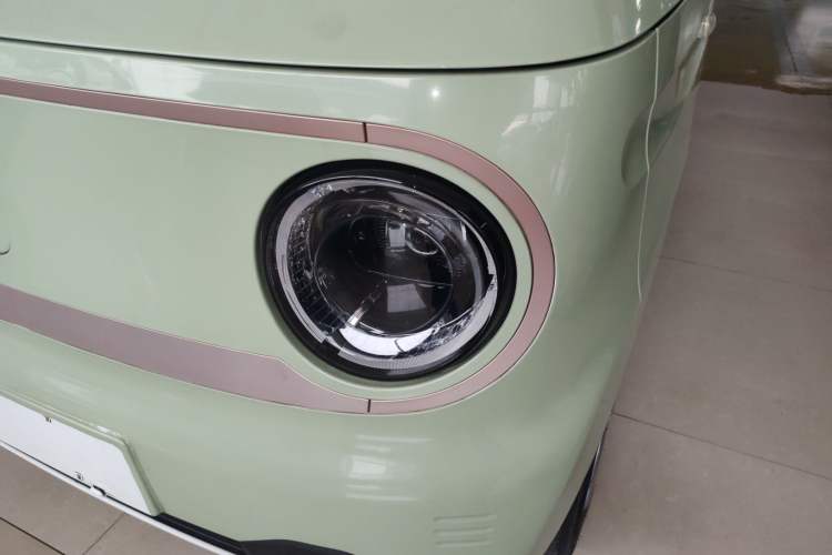 Used Geely Galaxy Panda 2023 Panda Mini 200km Endurance Bear
