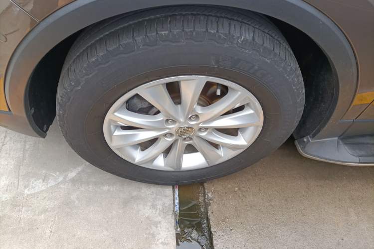 Used Buick Envision 2016 28T Four-Wheel Drive Luxury Model