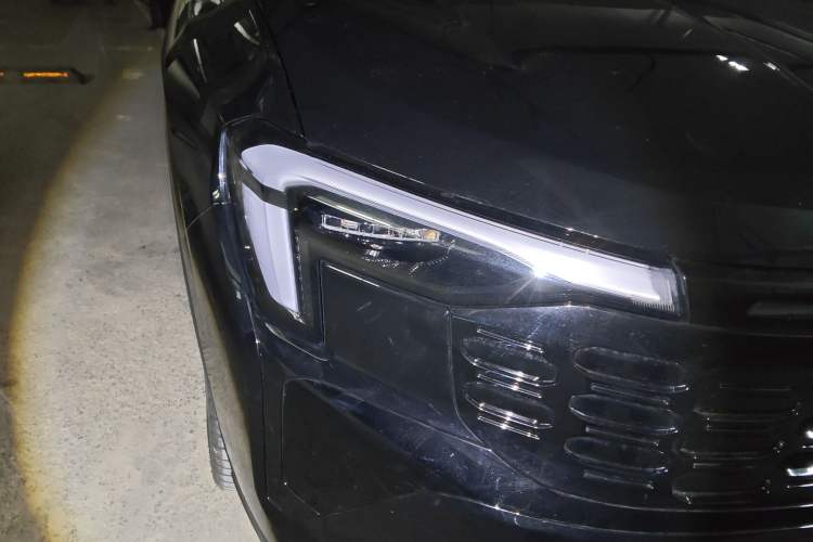 Used Ford Equator Sport 2025 EcoBoost 170 Platinum Edition Right Front Headlight