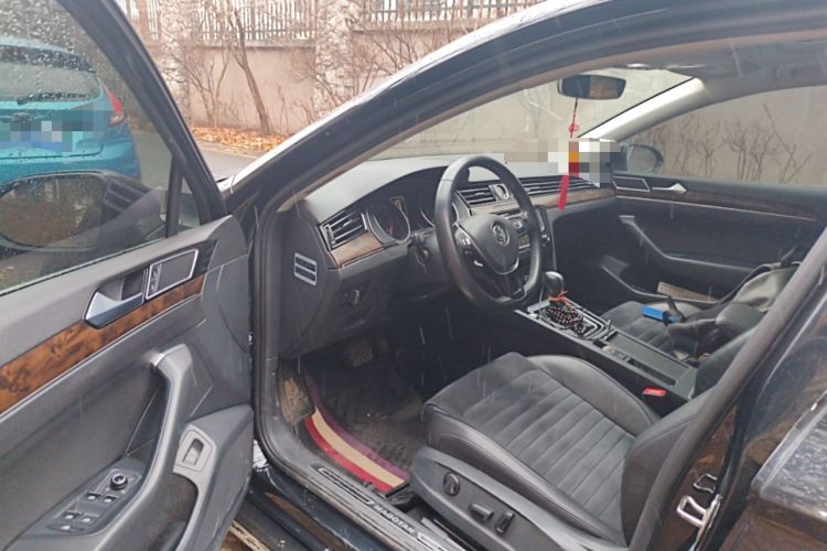 Used Volkswagen Magotan 2017 330TSI DSG Luxury Model Driver Seat