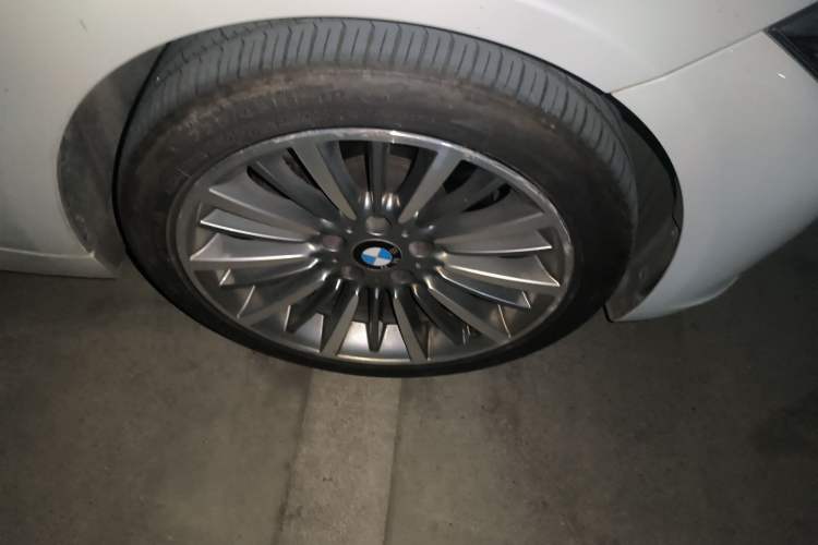 Used BMW 3 Series 2019 320Li Fashion Model
