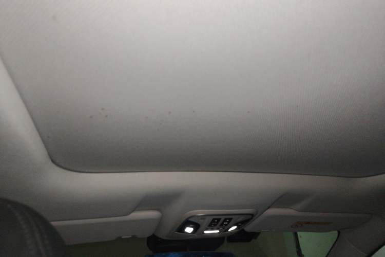 Used Haval H6 2017 Red-Label 2.0T Automatic Two-Wheel Drive Leading Edition Headliner