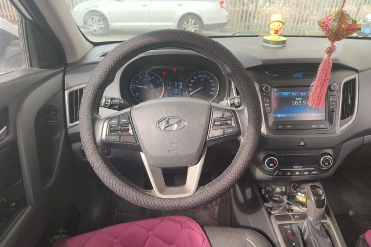 Used Hyundai ix25 2015 2.0L Automatic Two-Wheel Drive Intelligent GLS