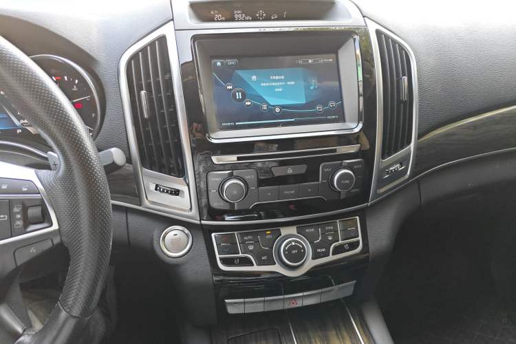 Used Haval H9 2017 2.0T Gasoline 4x4 Luxury 7-Seater
