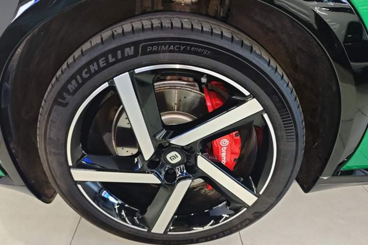Used Xiaomi Auto YU7 2025 Ultra-Long Range High-Performance All-Wheel-Drive Max Edition