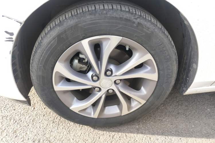 Used Buick Verano 2023 Pro Enjoyment Edition Exterior 4