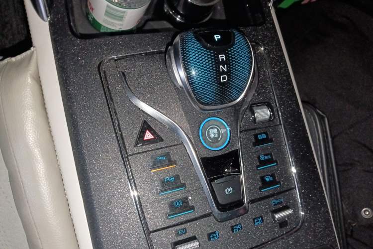 Used BYD Tang New Energy 2022 DM-p 215KM Four-Wheel Drive Flagship Model Gear Lever