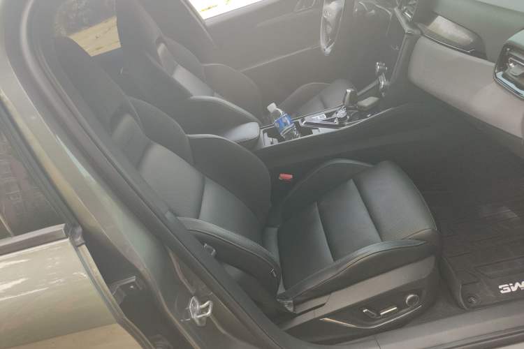 Used Lynk & Co 03 2022 1.5TD DCT JingPro Right Front Seat