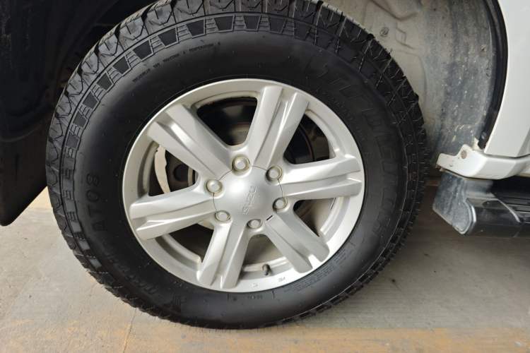 Used Isuzu mu-X 2015 3.0T 4x4 Automatic Luxury 7-Seater