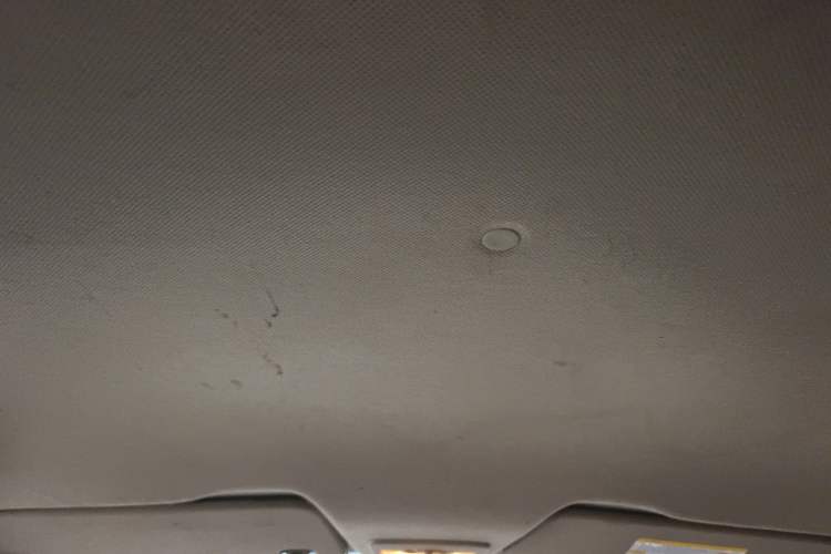 Used Baojun 630 2012 1.8L manual Comfort trim level