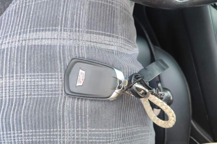 Used Cadillac XT4 2018 28T Two-Wheel-Drive Luxury Model