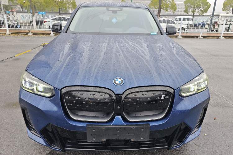 Used BMW iX3 2022 Leading Type
