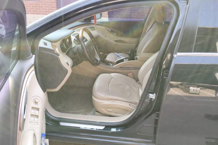 Used Buick LaCrosse 2010 2.4L Luxury Edition
