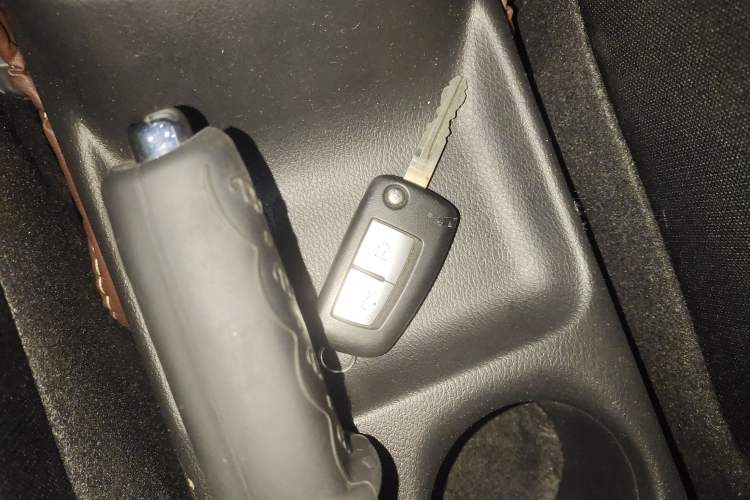 Used Nissan Kicks 2020 1.5L XL CVT Cool Enjoyment Edition Vehicle Key