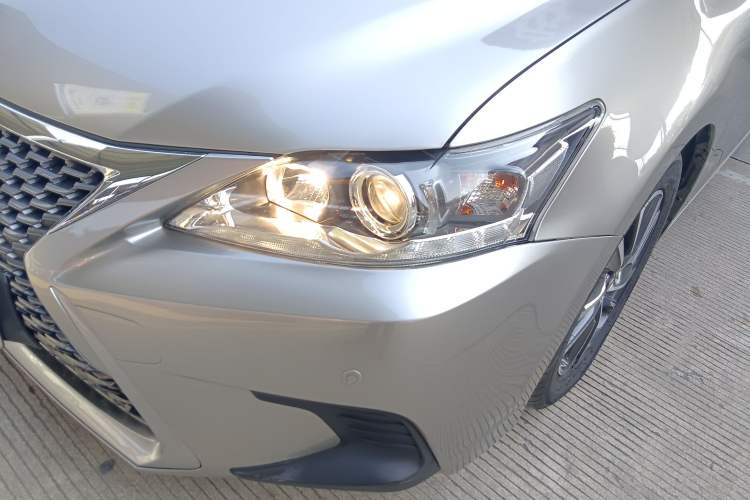 Used Lexus CT 2017 CT200h Elite Edition Solid Color China V Standard