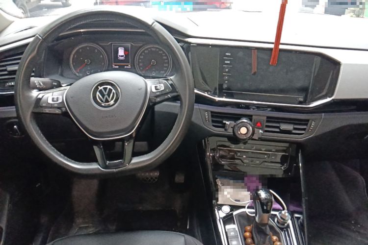 Used Volkswagen Tayron 2020 330TSI Two-Wheel Drive Luxury Smart Connectivity Version Center Console