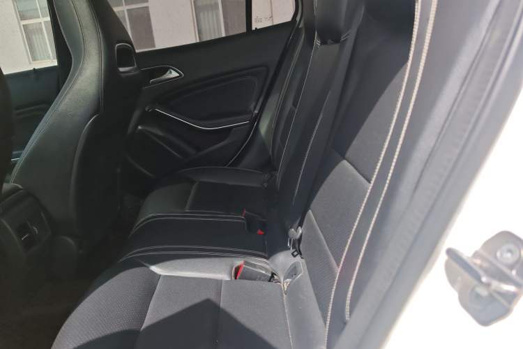 Used Mercedes-Benz GLA 2018 GLA 200 Sport Edition Left Rear Seat