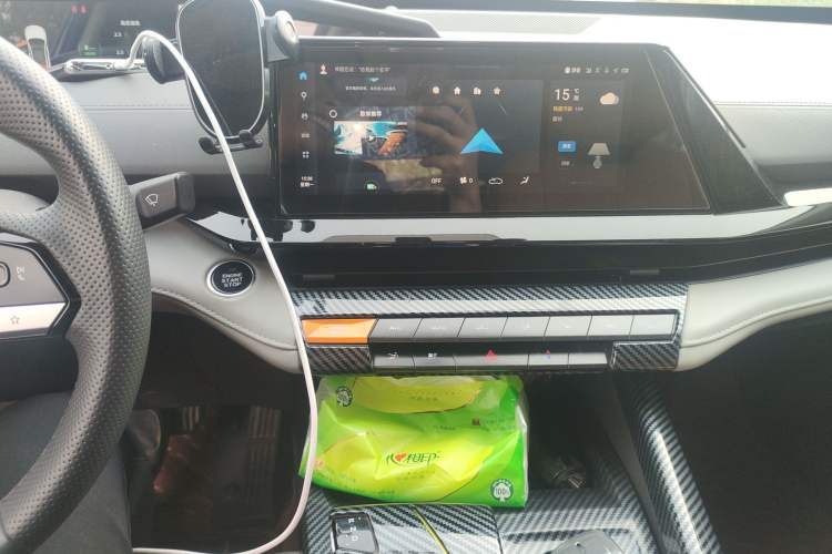 Used CHANGAN UNI-V iDD 2023 Zhidian iDD 1.5T 113km Smart & Fun Version (Rapid Edition) Audio And AC Panel