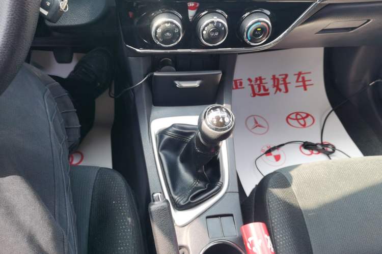 Used Toyota Corolla 2014 1.6L Manual GL