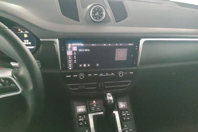 Used Porsche Macan 2020 Macan 2.0T Audio And AC Panel