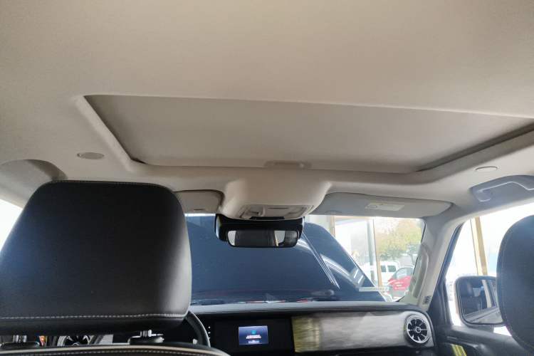 Used Tank 300 2021 City Edition 2.0T—Truly Stylish