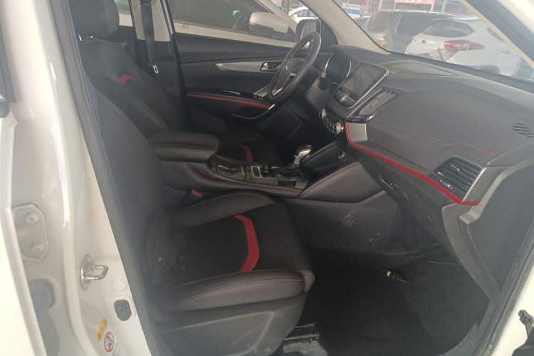 Used CHANGAN CS55 2017 1.5T Automatic Colorful Edition
