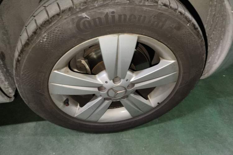 Used Mercedes-Benz Viano 2010 2.5L Prestige Edition