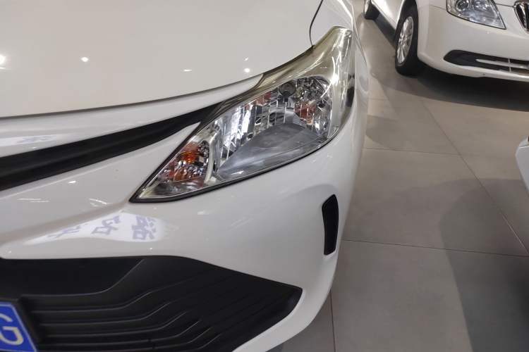 Used Toyota Vios 2017 1.5L CVT Innovation Edition Left Front Headlight