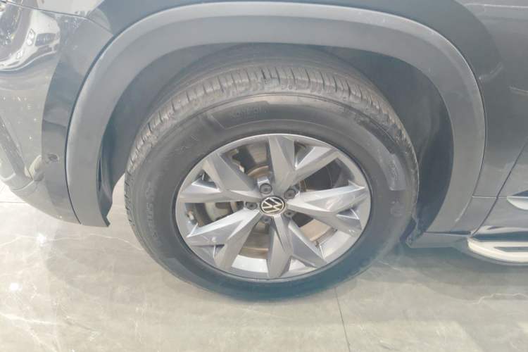 Used Volkswagen Teramont X 2022 330TSI Two-Wheel-Drive Luxury Edition Left Front Wheel Hub