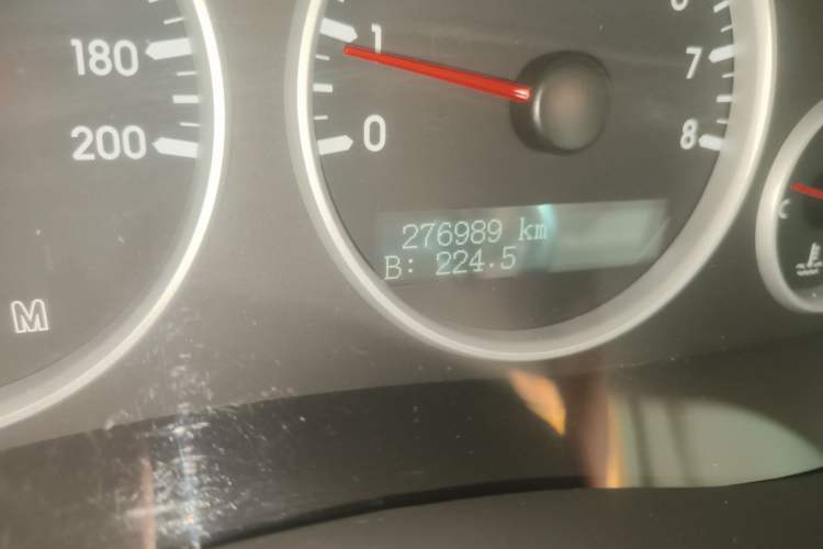 Used Buick GL8 2014 2.4L Executive Edition Odometer Close Up