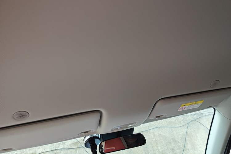 Used BYD Yuan UP 2025 Model 301KM Leading Version