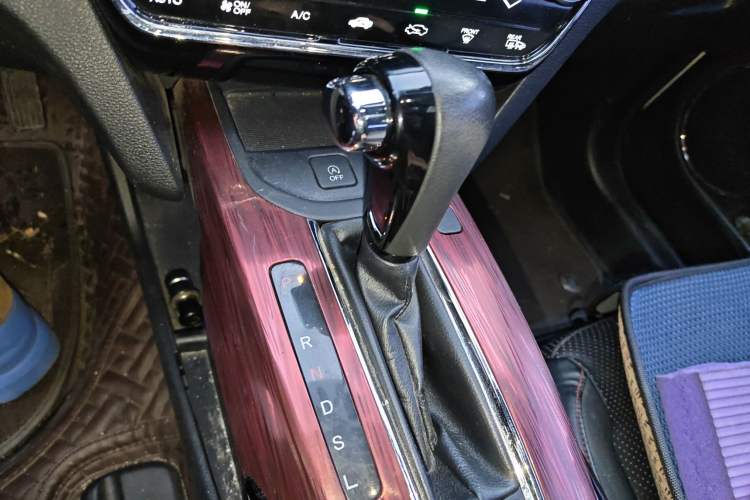 Used Honda XR-V 2015 1.8L VTi CVT Luxury Edition
