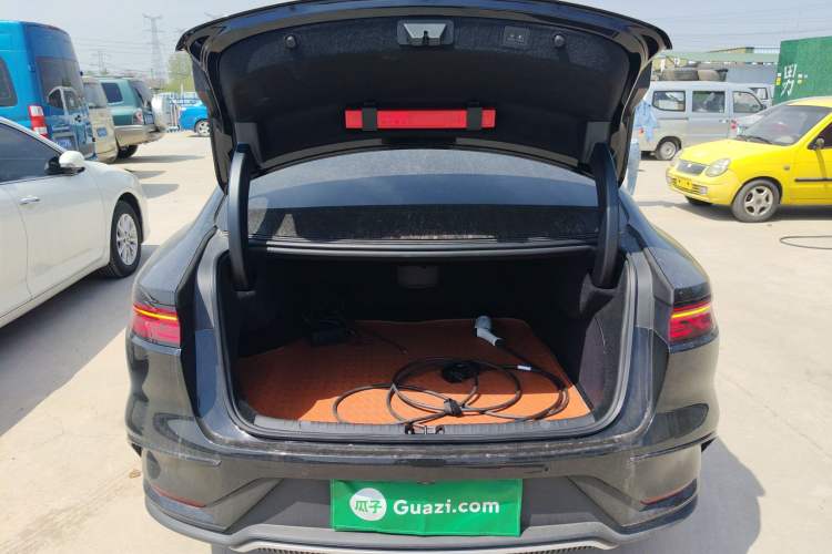 Used BYD Han 2025 DM-i 125KM Prestige Model
