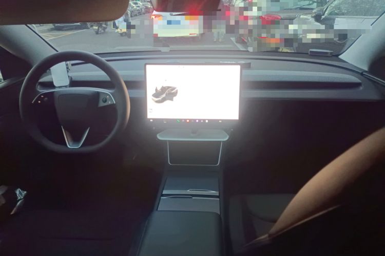 Used Tesla Model Y 2025 Rear-Wheel-Drive Version
