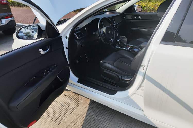 Used Kia K5 2016 1.6T Automatic LUX