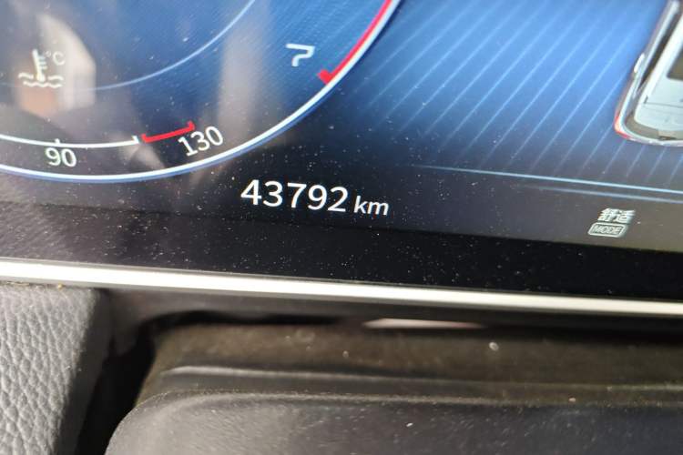 Used Hongqi HS5 2022 Revised Version 2.0T Smart Connect Flagship Edition