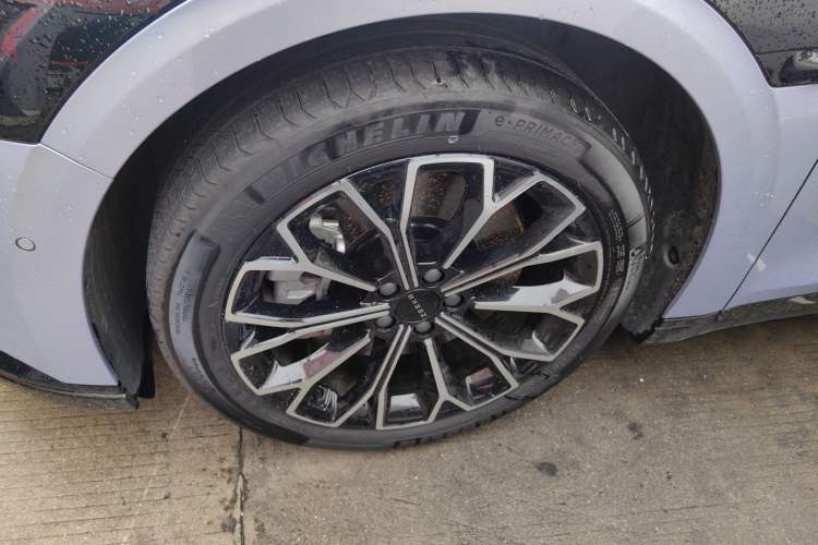 Used Zeekr 007 2025 Four-Wheel Drive Intelligent Driving Version 75 kWh
