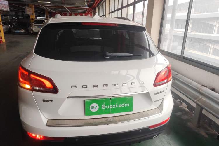 Used BORGWARD BX7 2016 28T 2WD Elite Edition 5-seater
