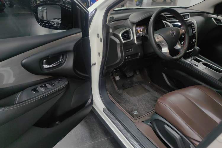 Used Nissan Murano 2021 2.5L XE Two-Wheel Drive Elite Edition Driver Seat