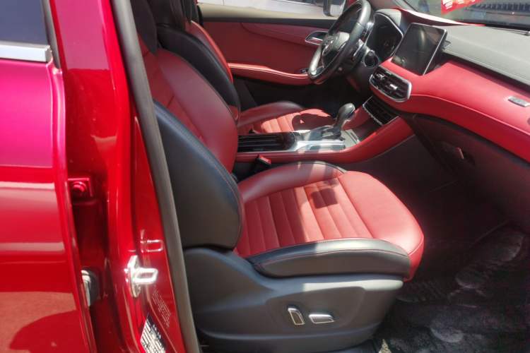 Used MG HS 2019 20T Automatic Two-Wheel Drive Trophy Super Sport Version China VI Standard Right Front Seat