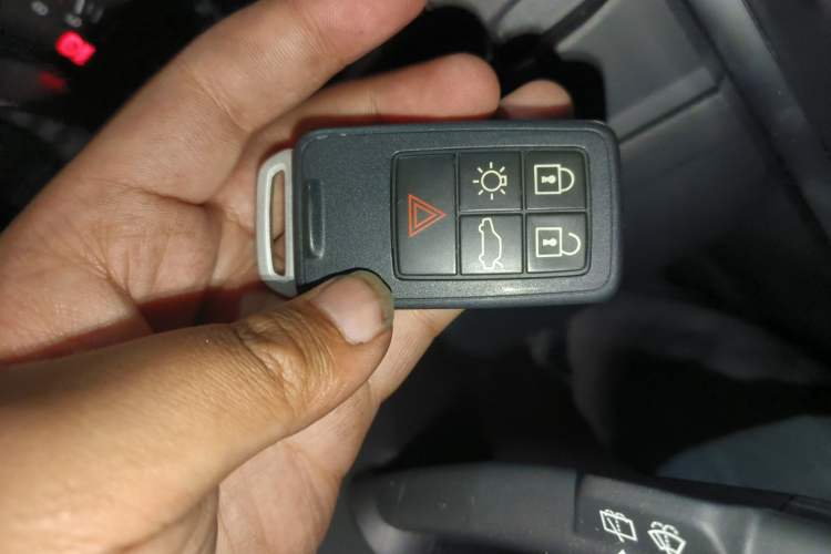 Used Volvo XC60 2017 T5 Smart Upgrade Edition