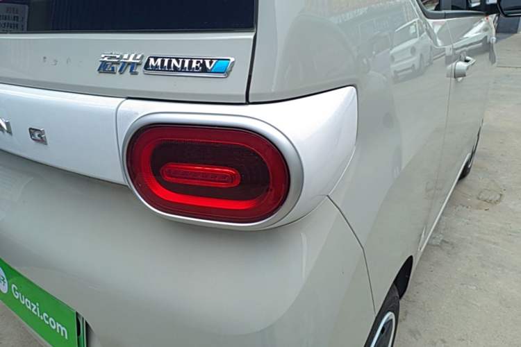 Used Wuling Hongguang MINIEV 2024 3rd Generation 215km Youth Edition
