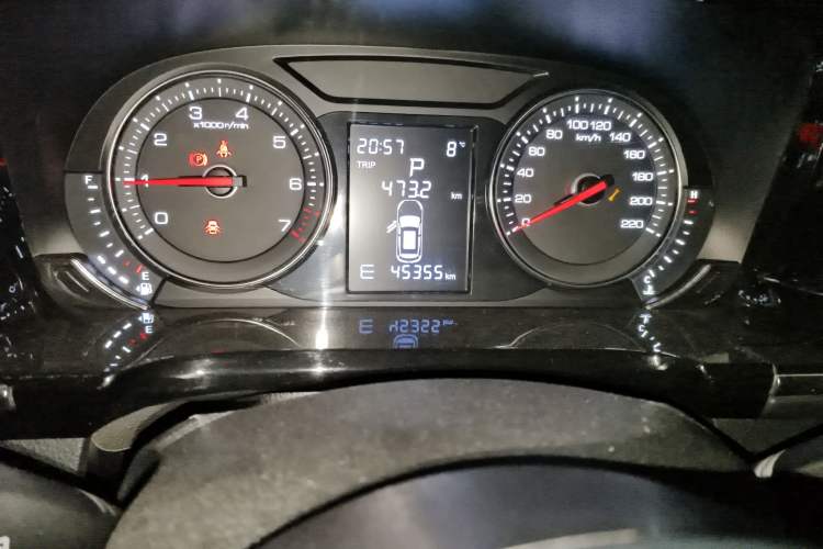 Used Zotye T600 Coupe 2017 1.5T Automatic Luxury Model Odometer Close Up